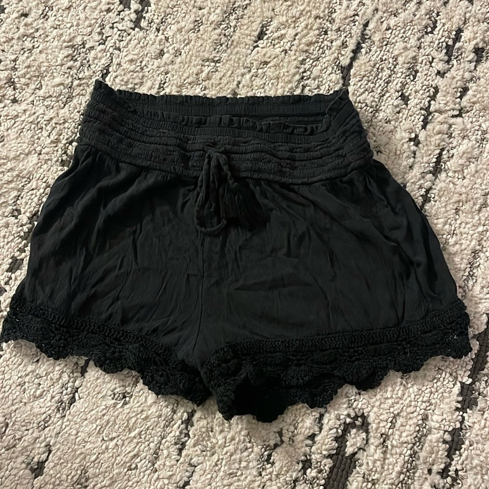Black Aerie shorts